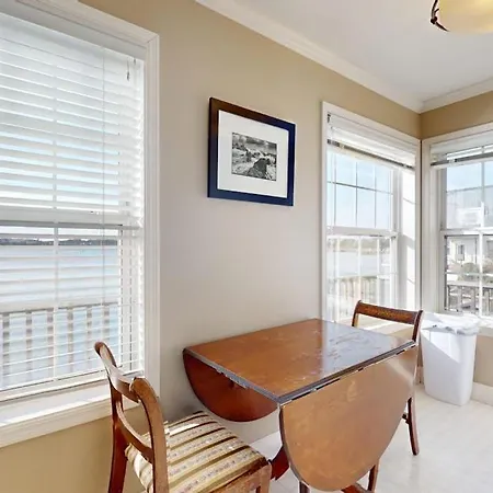 Bayside Cottage-2