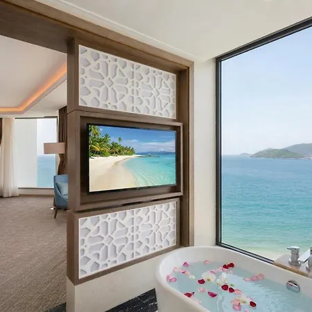 Comodo Nha Trang Hotel-3