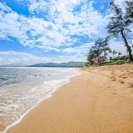 Islander On The Beach 155-3