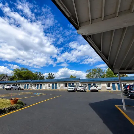 Royal Gateway Motel-3