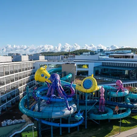 AQUA Resort AQUAPARK-2