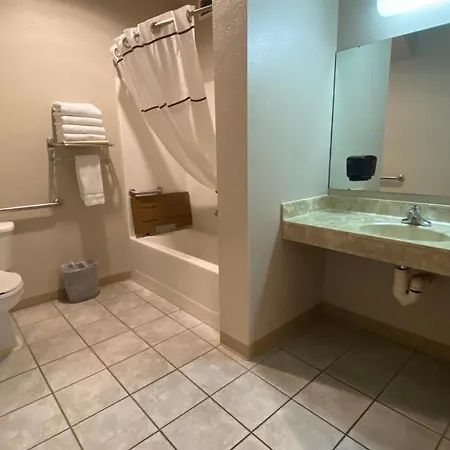 Edmore Inn-3