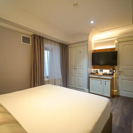 Theatrum Hotel Baku-3