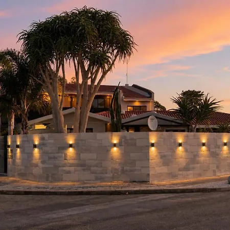 Royal Palms Guest House-3