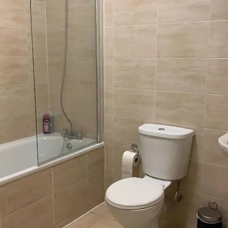 Eurostar Budget Rooms-3