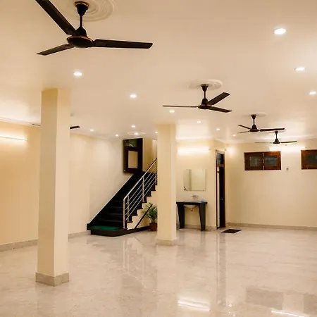 Hotel City Palace-3