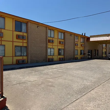 Econo Inn And Suites-2