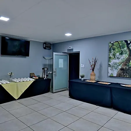 Bon Hotel Rustenburg-2