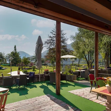 Lacus Hotel Am See-3