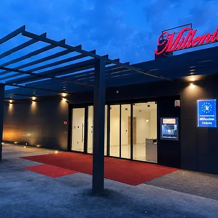 Hotel Millenium deluxe-2