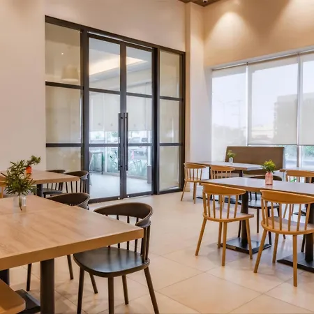 Park Inn By Radisson Bacolod-2