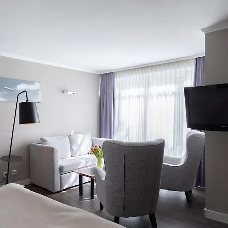 Garner Hotel Friedrichshafen By Ihg-3