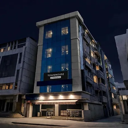 Super Townhouse Richmond Mg Road Metro Formerly Richmond Residency-3