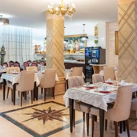 HOTEL ROYAL Paris Ivry-2