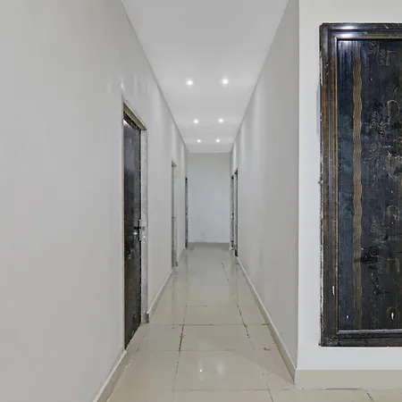 Hotel O Rudra Palace Near Phoenix United Lucknow-2