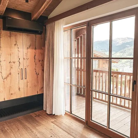 Zaglgut Premium Hotel & Chalets, Zell Am See-Kaprun - Wellness & Infinity Pool, Air Conditioning, Panoramic Views & Summer Card Included-2