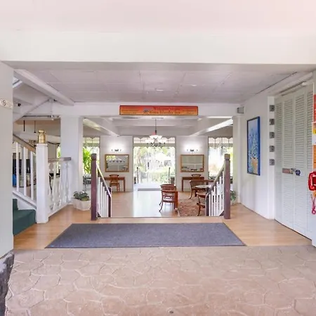 Kona Islander Inn 112-2