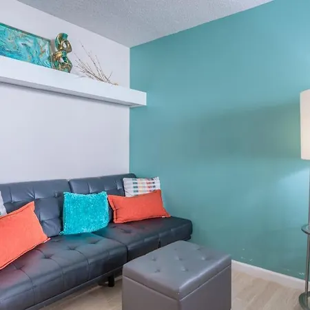 Kona Islander Inn 112-3