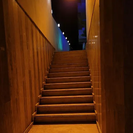 Best Hotel-2