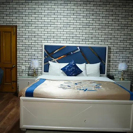 Royal Luxury Hotel Lahore-3