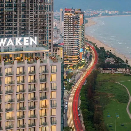 Awaken Da Nang Hotel-2