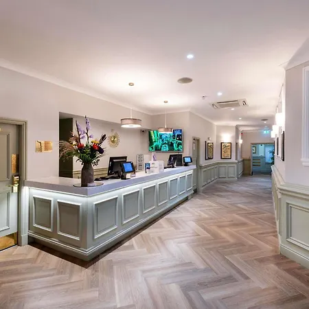 Mercure Manchester Norton Grange Hotel & Spa-3