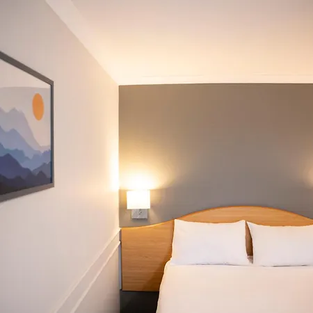 Days Inn Hotel Leicester-2