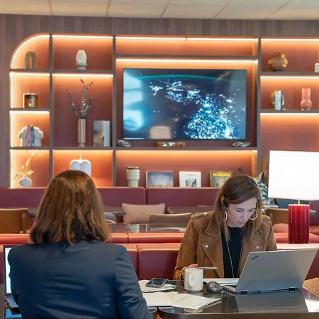 Novotel Nantes Centre Bord De Loire-3