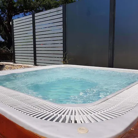 Ibis Styles Frejus St Raphael-2