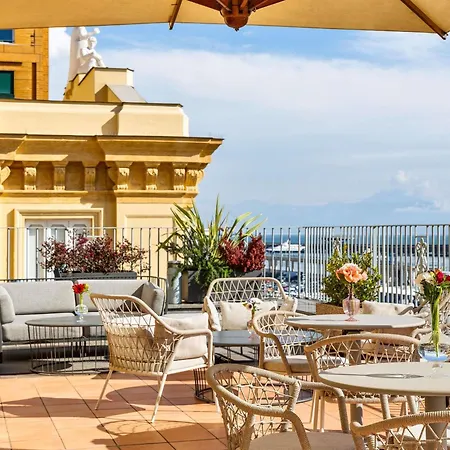 Mercure Napoli Centro Angioino-3