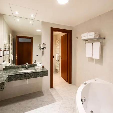 Phi Hotel Cavalieri-2