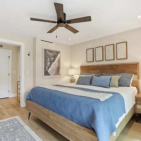 Park Shore Resort By Mike Z Rentals (Adults Only)-3