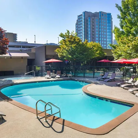 Sheraton Vancouver Airport Hotel-2