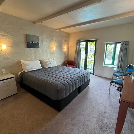 Parklane Motor Lodge-3
