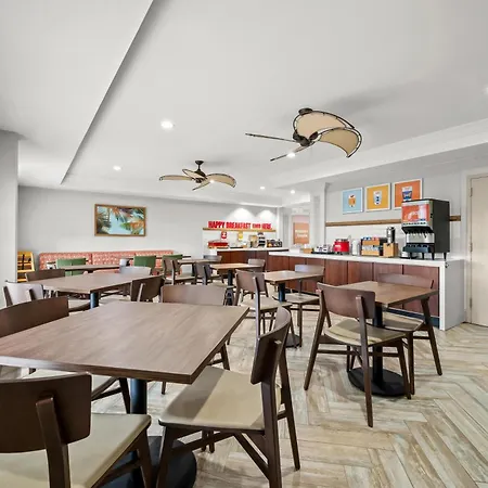 Hampton Inn Naples - I-75-2