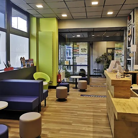 ibis budget Tours Centre Gare et congrès-3