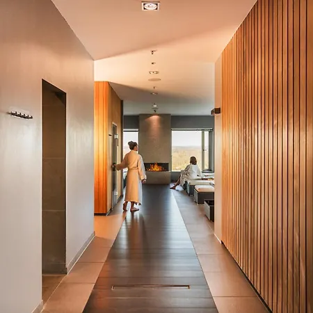 Van der Valk Airporthotel Düsseldorf-2
