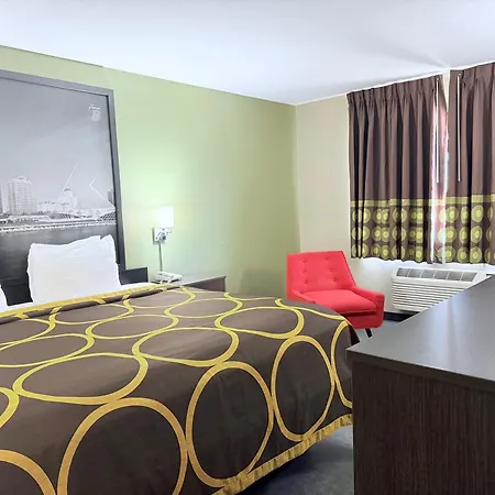 Super 8 By Wyndham Fond Du Lac-3