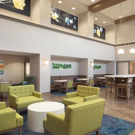 Hampton Inn & Suites Natchez-2