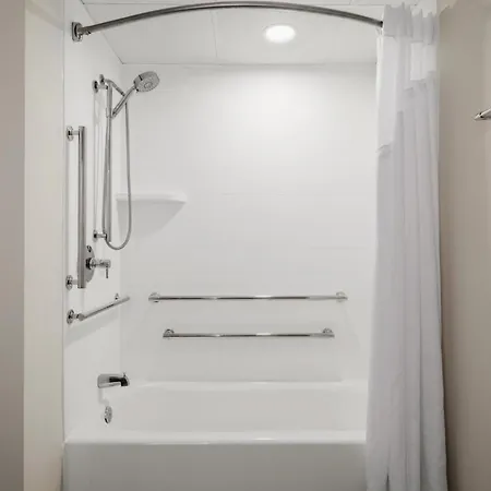 Holiday Inn Express Richmond-Brandermill-Hull Street By Ihg-3