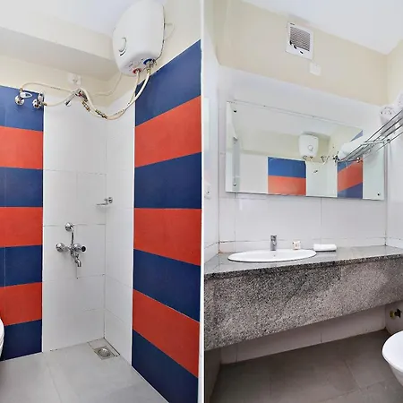 Super Townhouse Hills Palace-3