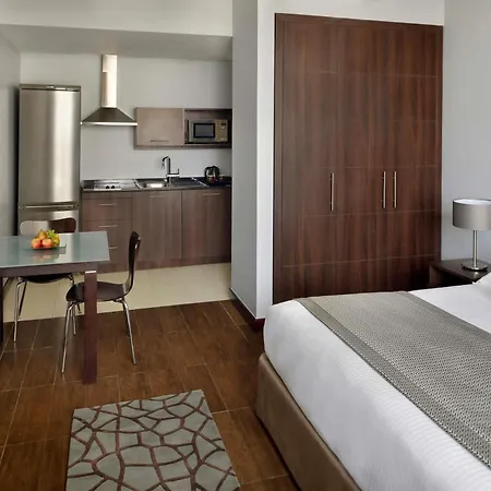 Moevenpick Hotel Apartments Al Mamzar Dubai-3