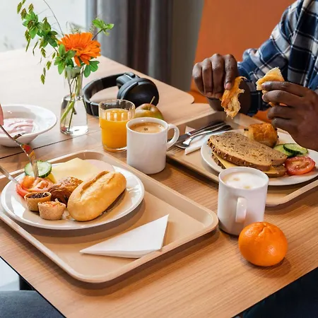 ibis budget Amsterdam Airport-3