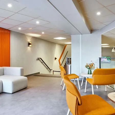 ibis budget Porte d'Aubervilliers-2