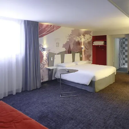 Ibis Styles Poitiers Centre-2