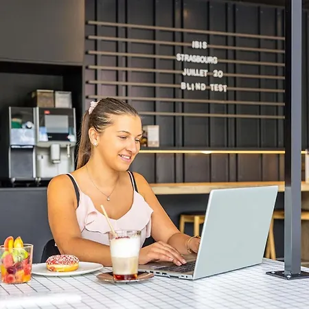 Ibis Strasbourg Centre Les Halles-3