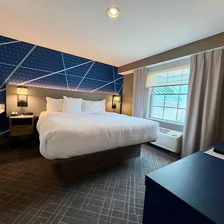 Comfort Inn & Suites Sturbridge-Brimfield-3