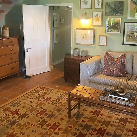 Klein Welmoed Luxury Guest House-2