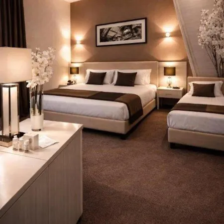 Stelle Hotel The Businest-2