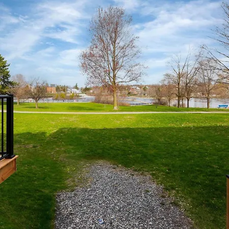 Ramada By Wyndham Arnprior-3